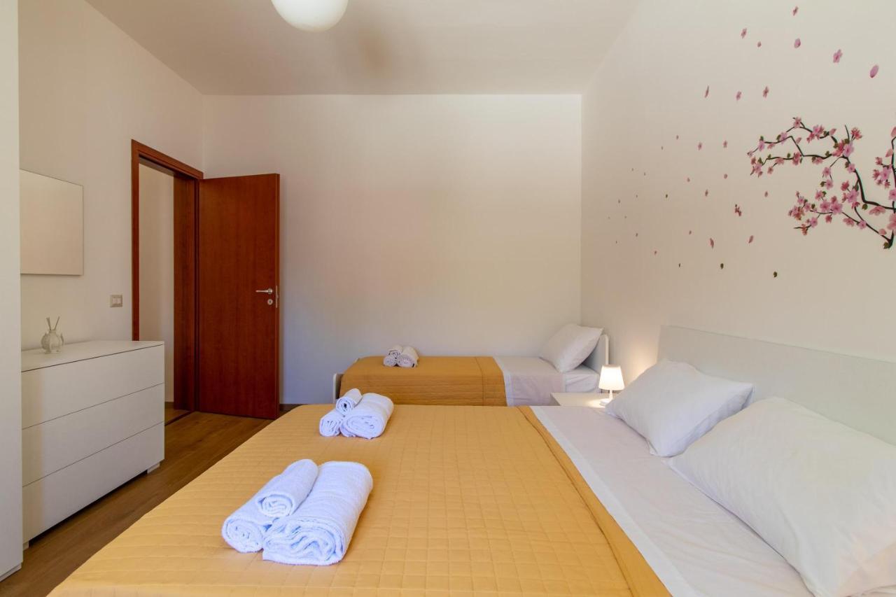 Casa Vacanza I Due Ulivi Modica Bagian luar foto