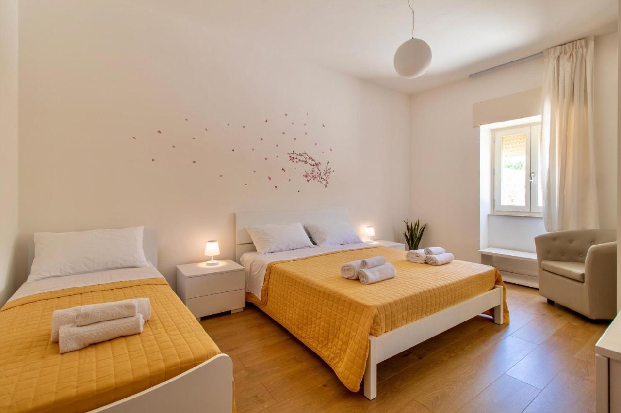 Casa Vacanza I Due Ulivi Modica Bagian luar foto
